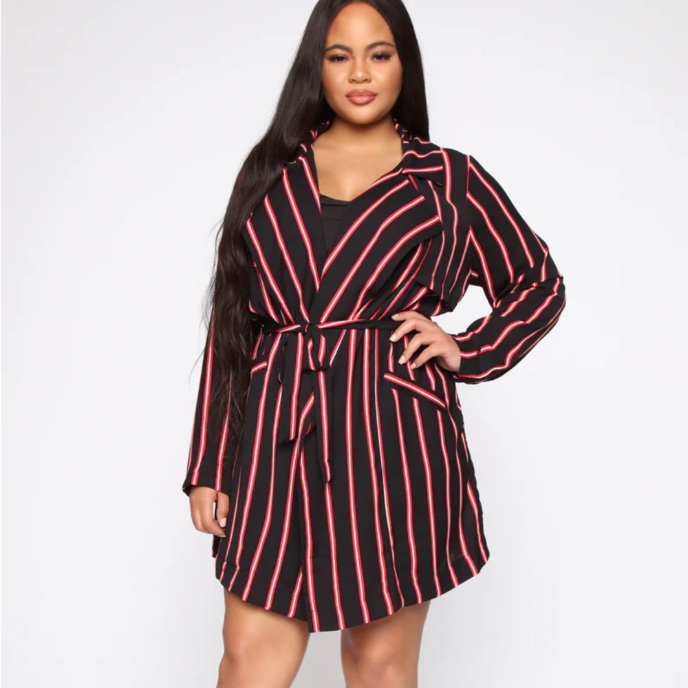 NWOT Fashion Nova Blazer